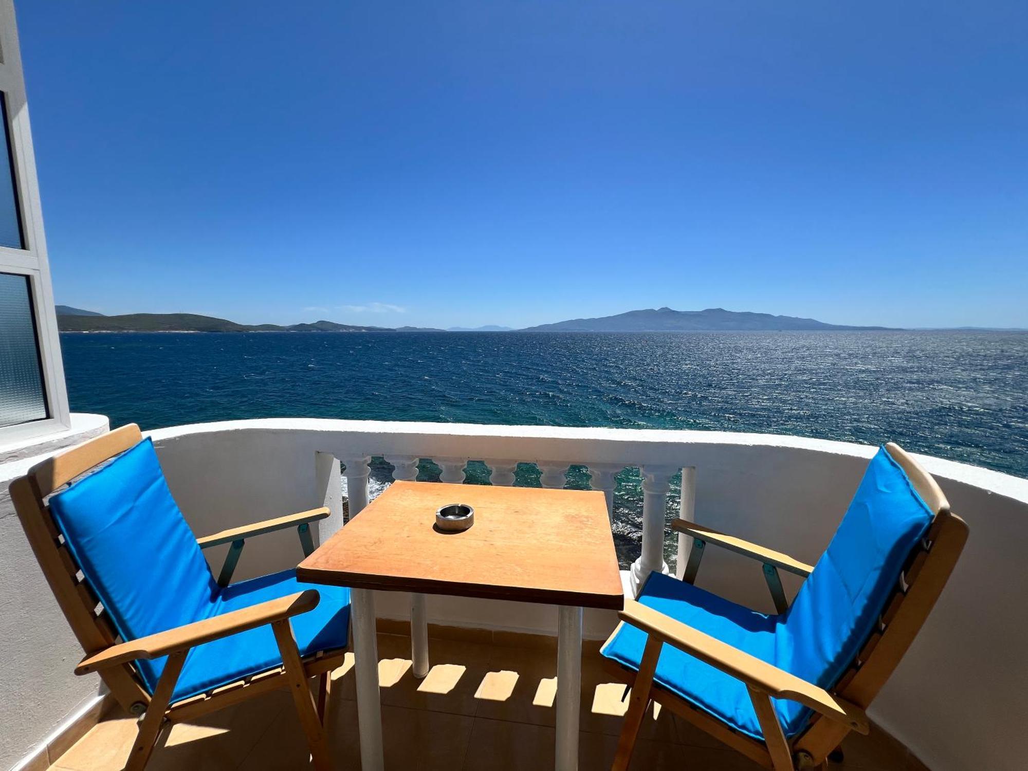 Rock Star-Pllakat Bed & Breakfast Sarande Exterior photo