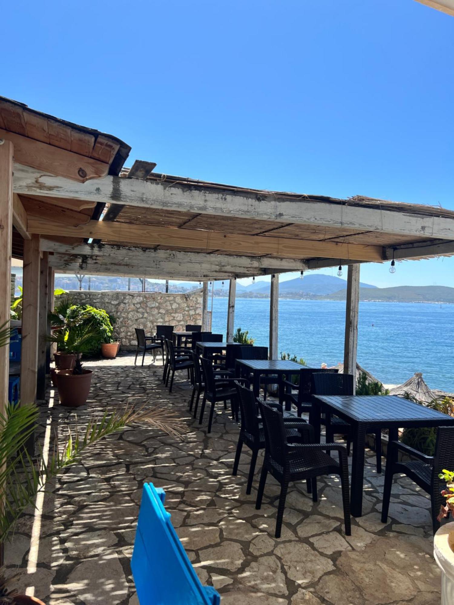 Rock Star-Pllakat Bed & Breakfast Sarande Exterior photo