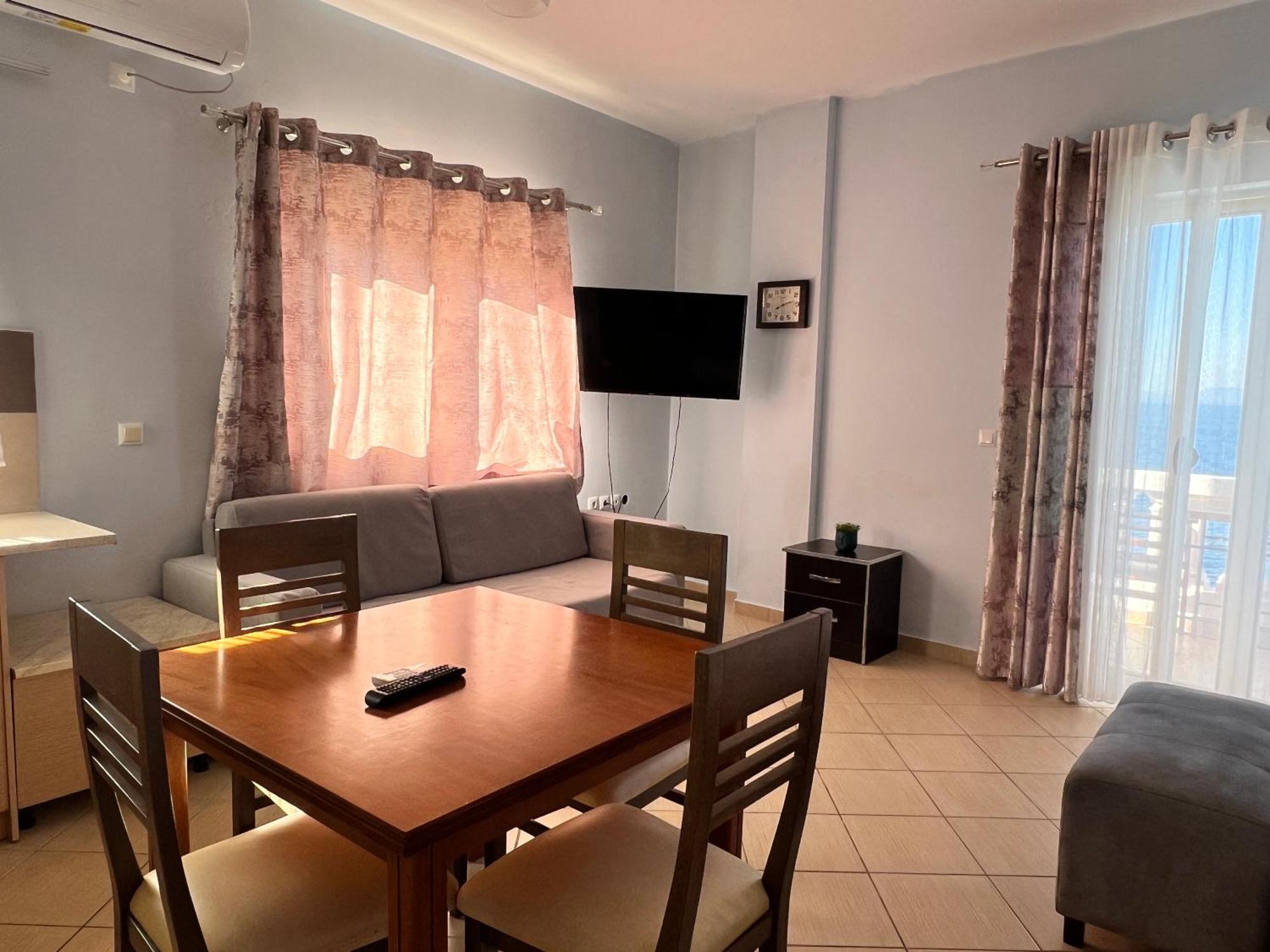 Rock Star-Pllakat Bed & Breakfast Sarande Exterior photo